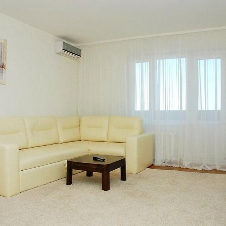 2-Komnatnye Apartamenty Alladin - Pozniaki كييف المظهر الخارجي الصورة